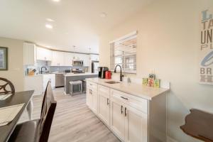 Almost Sanibel Fort Myers Duplex Near Sanibel