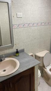 Habitación cerca al aeropuerto # 5