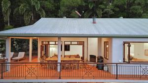 The Ferns Villa Serene Retreat with Ocean Views