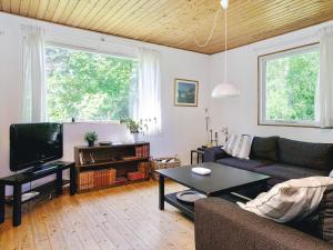 6 person holiday home in Højby-By Traum