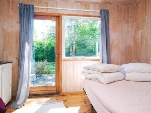 6 person holiday home in Højby-By Traum