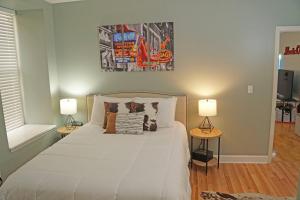 Historic Honky Tonk Hideaway