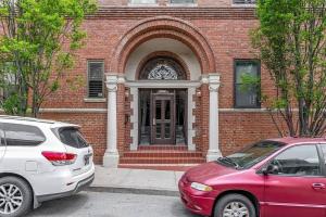 Historic Honky Tonk Hideaway