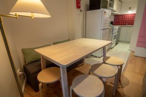 Whistler 8 Glacier AMS Mt Buller