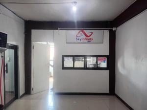 OYO 1169 Sky Infinity Inn