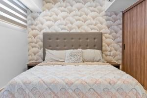 Beachfront, luxurious, with amazing view