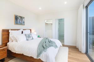 Ocean Views on Grundy | New Home | Family Friendly