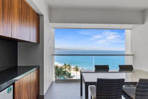 Luxurious oceanfront condo