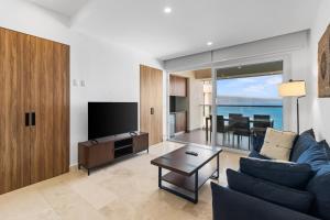 Your Oceanfront Retreat in Vallarta