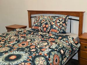 Retro Bar Themed Spacious Studio room