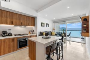 Oceanfront, five star one bedroom new condo