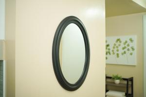 Cozy 2 Bedroom Condo with Balcony for Rent