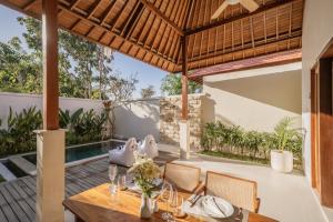 Parisula 1BR Villa with Pool 5 Mins to Bingin Beach