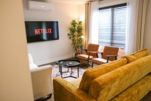 Cozy Home - 6 min to Downtown Moncton NB