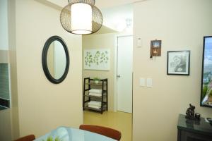 Cozy 2 Bedroom Condo with Balcony for Rent