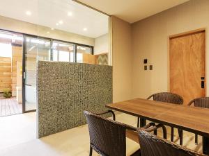 Hotel 4CROWNS- PREMIEREプラチナプラン