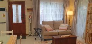 Ultima Thule Studio, South Durras