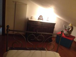 Single Room with Shared Bathroom