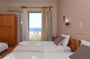 Vrohaki Studios & Rooms Paros Greece