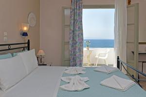 Vrohaki Studios & Rooms Paros Greece