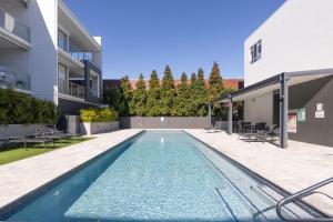 Bulimba Bliss Elegant, Airy & Scenic Getaway