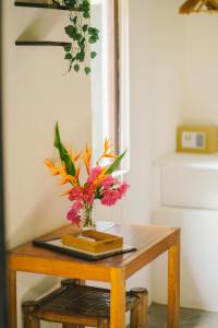 Yay Lodge SIARGAO, private room 1 with AC & hot shower and fast Starlink Wifi