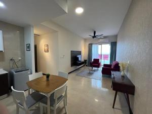 2 Bedrooms Seaview Apartment in Silverscape Residence