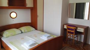 Ljubica Apartments and Rooms