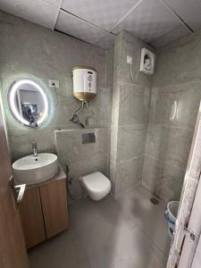 Moduluxe Studio, Near Metro & Expo