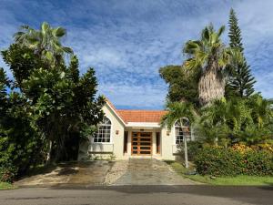 Spacious Three Bedroom Villa
