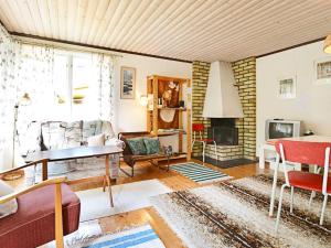 4 person holiday home in Mönsterås-By Traum