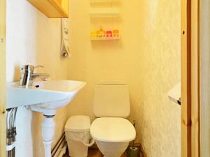 4 person holiday home in Mönsterås-By Traum