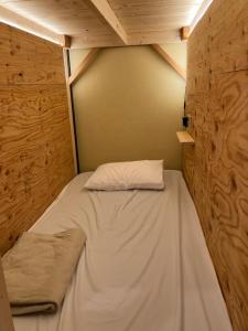 GROUNDWORK Guesthouse & Lounge