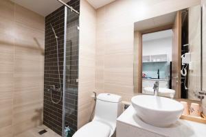 Soho studio near Bui Vien tourist street in SG