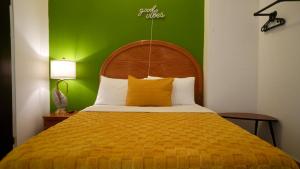 1 & 2 Bedroom Apartments I Calle Loíza by Beach & Nightlife