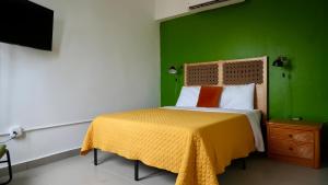 1 & 2 Bedroom Apartments I Calle Loíza by Beach & Nightlife