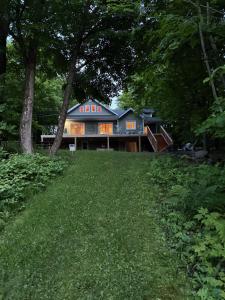 Chalet Mug House, accès au Lac-aux-Sables, SPA 4 saisons