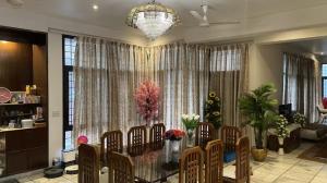 Taj Waves - Royal Pool Paradise Retreat