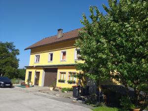 Ferienwohnung Rosenbach OG