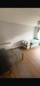 Rayleigh 1 Bedroom Apartment with Parking