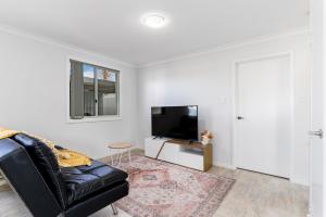 Modern and self contained granny flat