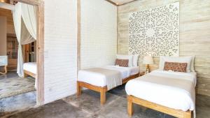 Villa Little Mannao by Villa Finder