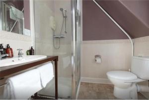 Camus House, Lochside Guest House
