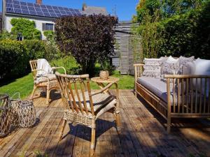 Charming cottage in a farm with views