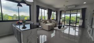 Harary Family apartments