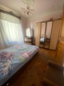 Lux-2-or-1- persons Irodion Evdoshvili Street #15