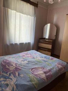 Lux-2-or-1- persons Irodion Evdoshvili Street #15