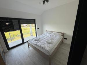 Apartament 7 z ogródkiem