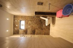 Radha Bihari Restaurant