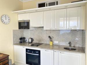 Cannes La Croisette - Studio face mer avec chambre cabine et balcon